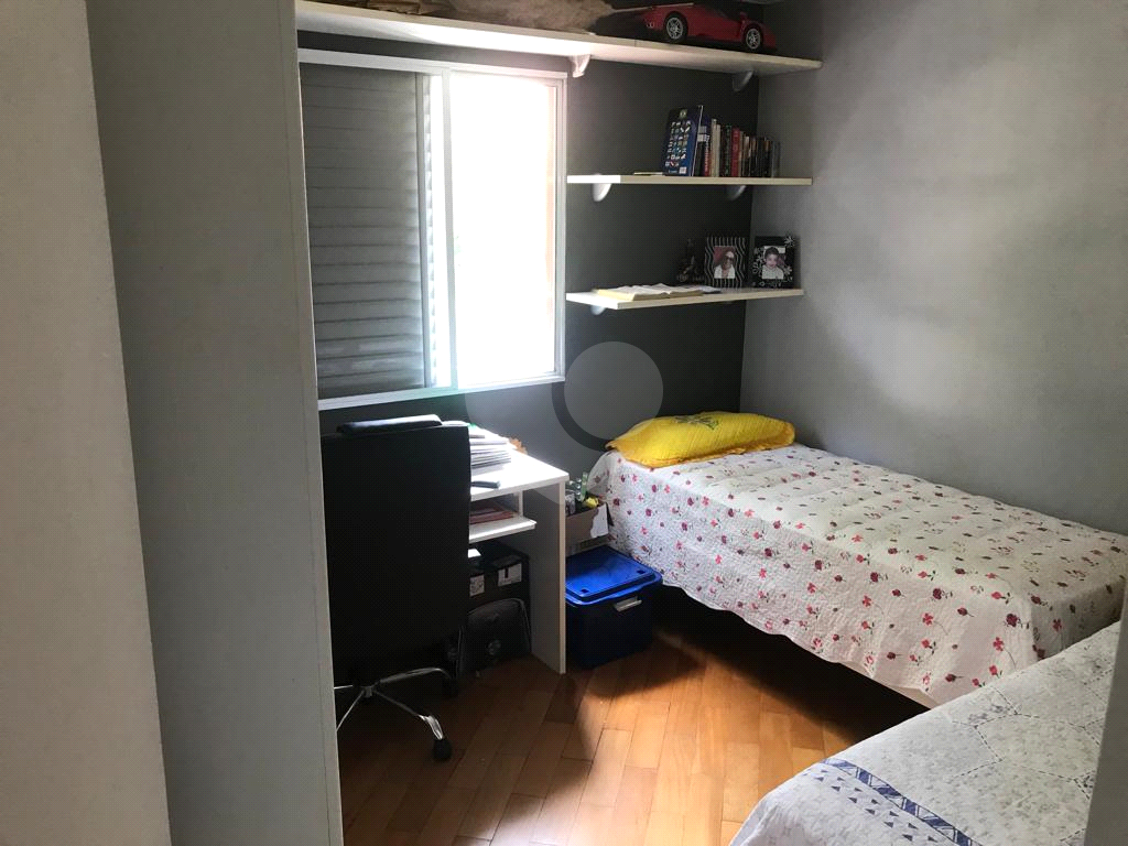 CONDOMÍNIO em JARDIM JARAGUÁ