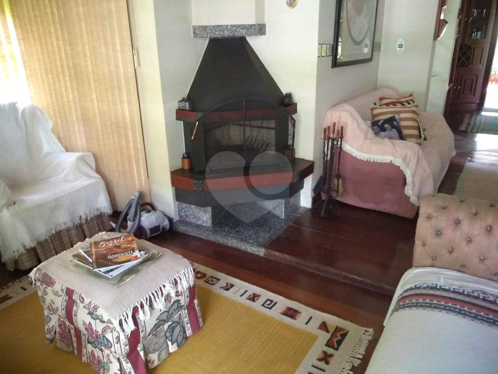 Casa de Condomínio à venda com 3 quartos, 1000m² - Foto 10