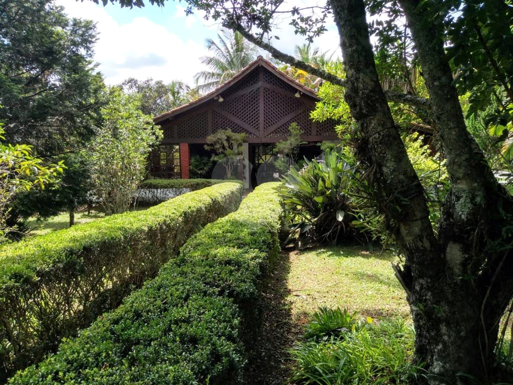 Casa de Condomínio à venda com 3 quartos, 1000m² - Foto 2