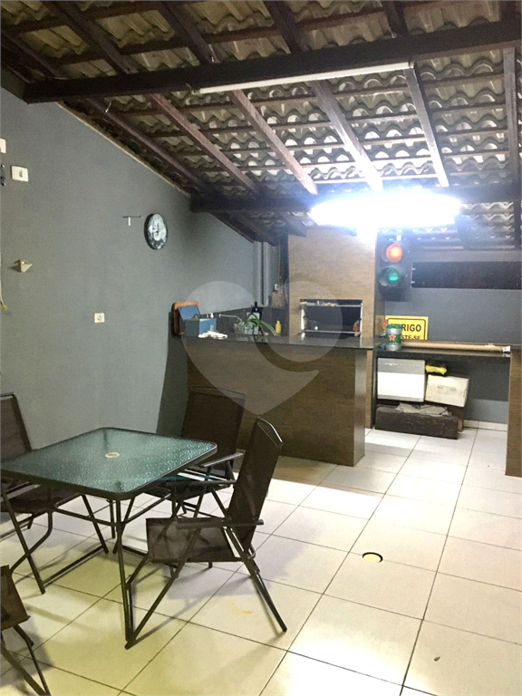 Casa à venda com 3 quartos, 170m² - Foto 10