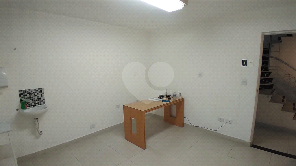 Aluga-se Sala no Centro Empresarial Mazzei Labriut