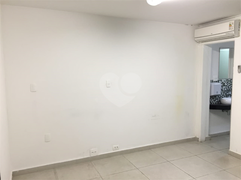 Aluga-se Sala no Centro Empresarial Mazzei Labriut