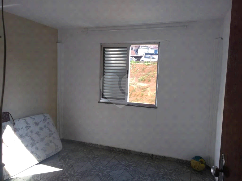 Artamento 2 dormitórios quartos 1 banheiro vaga 1 sala