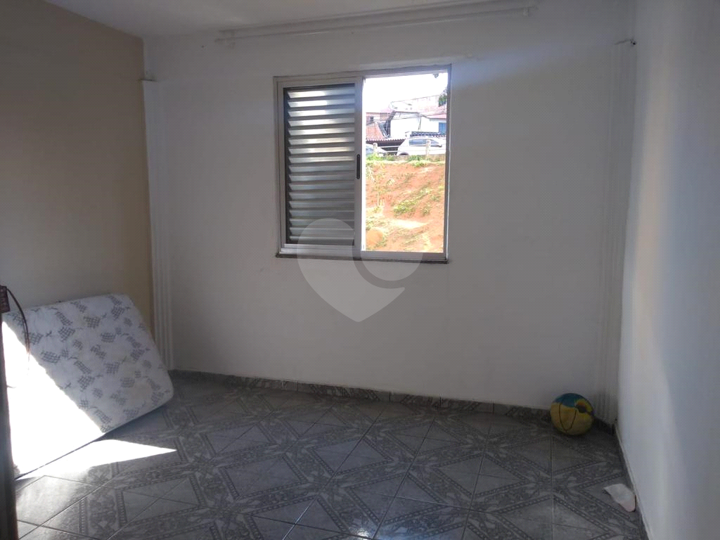 Artamento 2 dormitórios quartos 1 banheiro vaga 1 sala