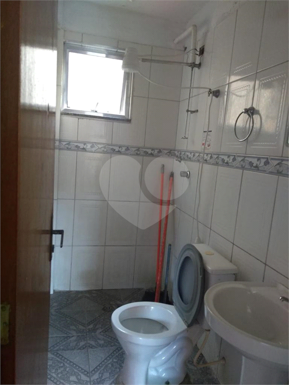 Artamento 2 dormitórios quartos 1 banheiro vaga 1 sala