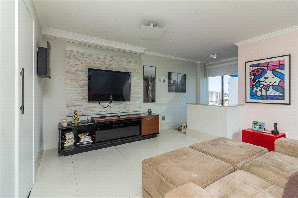 Cobertura dúplex para locação com 112 m, 2 dormitórios, 1 vaga na Saúde!