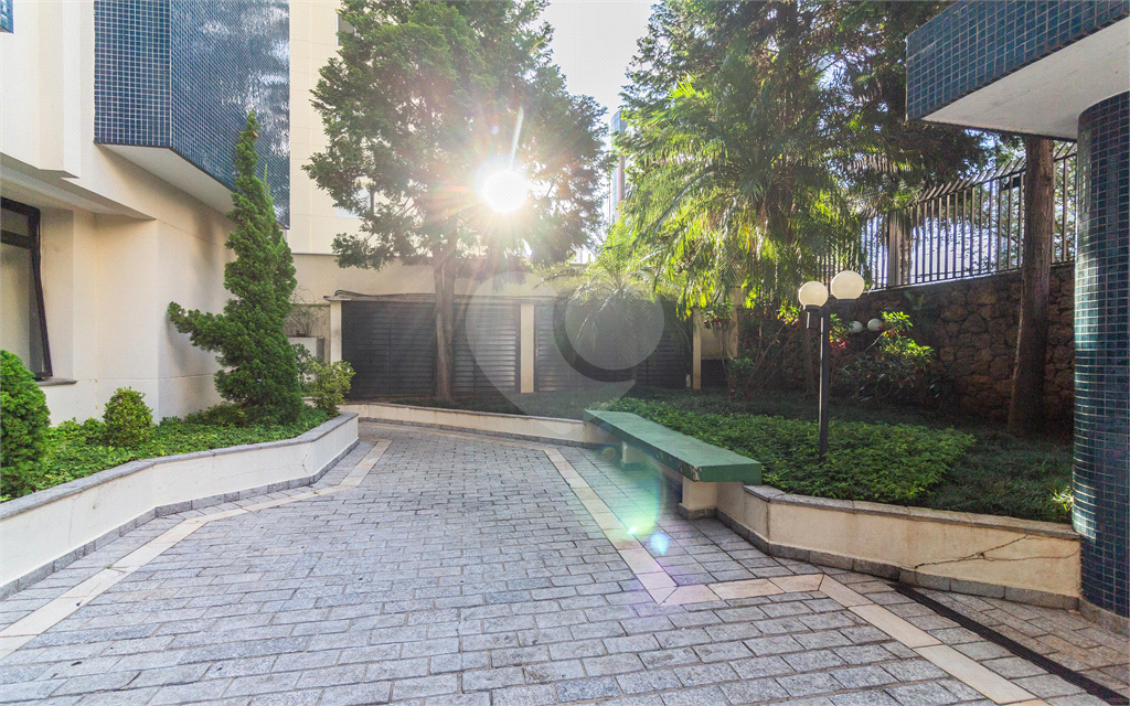 Cobertura dúplex para locação com 112 m, 2 dormitórios, 1 vaga na Saúde!