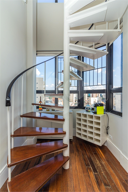 Cobertura dúplex para locação com 112 m, 2 dormitórios, 1 vaga na Saúde!