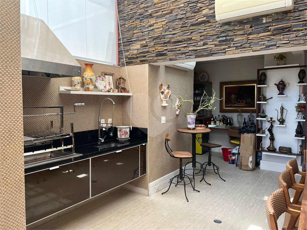 Belíssima cobertura em Santana com 440 m² 