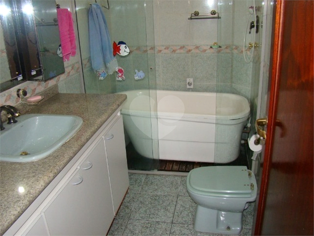 Apartamento 236m³ à venda na Moóca - 4 quartos (3 suíte) e 3 vagas
