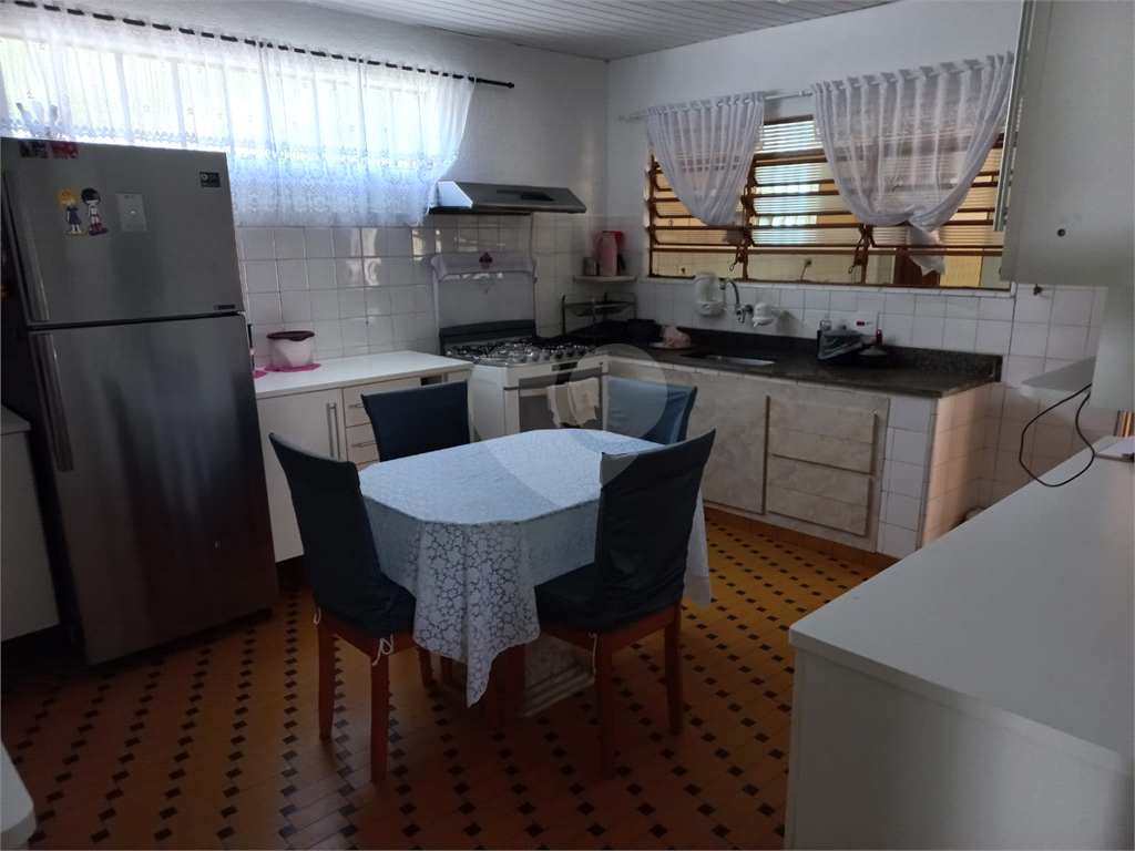 Atenção Construtores Terreno no Horto Florestal com 1.118 Metros com Casa Térrea no Local!!!