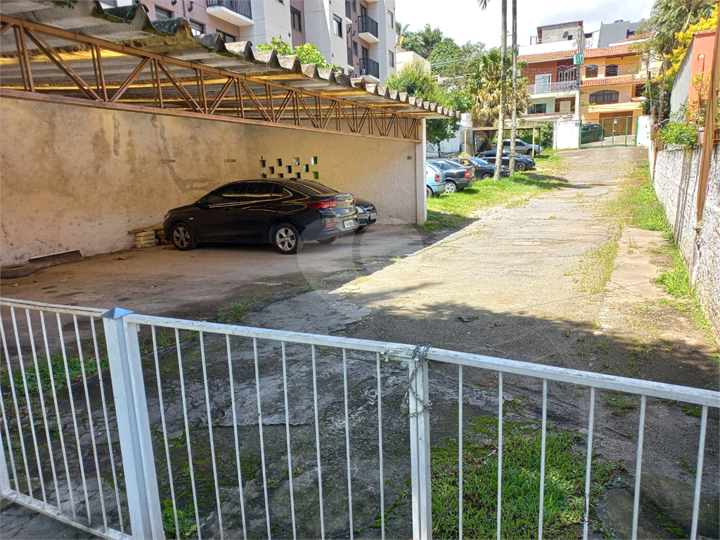 Atenção Construtores Terreno no Horto Florestal com 1.118 Metros com Casa Térrea no Local!!!