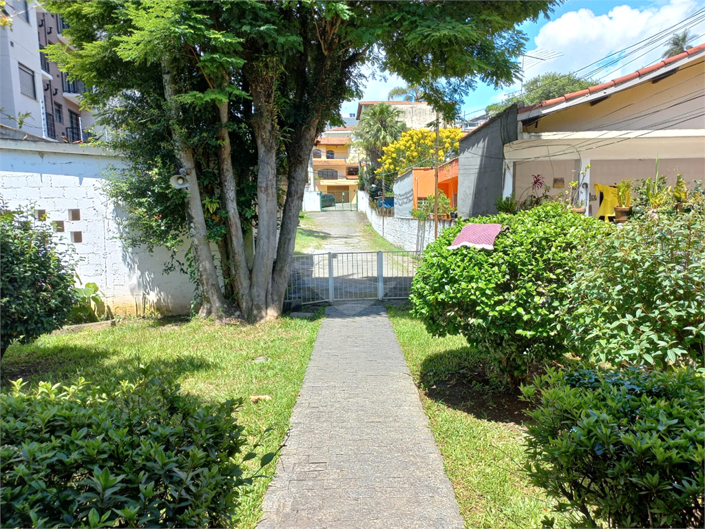 Atenção Construtores Terreno no Horto Florestal com 1.118 Metros com Casa Térrea no Local!!!