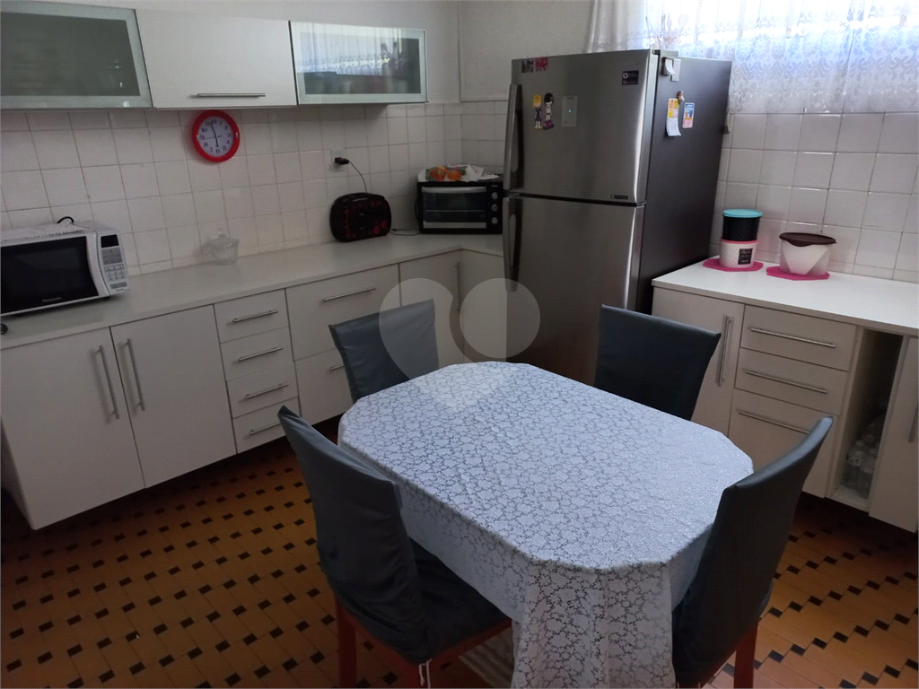 Atenção Construtores Terreno no Horto Florestal com 1.118 Metros com Casa Térrea no Local!!!