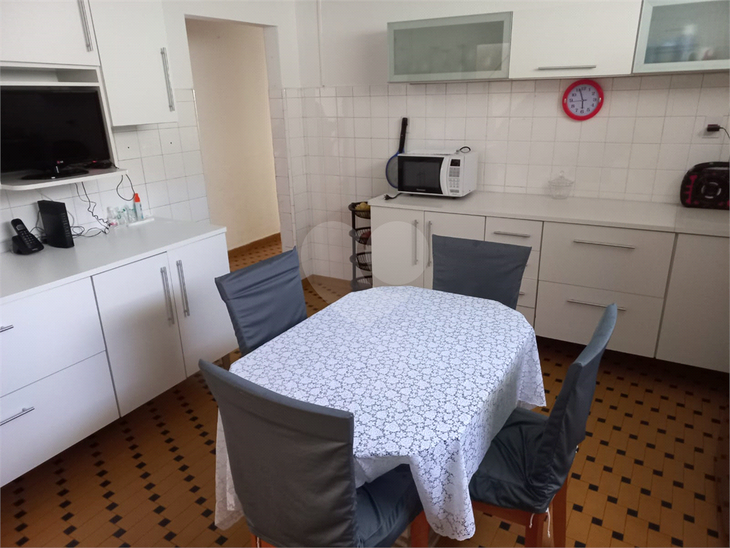 Atenção Construtores Terreno no Horto Florestal com 1.118 Metros com Casa Térrea no Local!!!