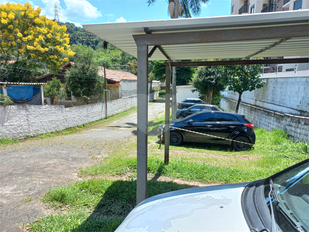 Atenção Construtores Terreno no Horto Florestal com 1.118 Metros com Casa Térrea no Local!!!