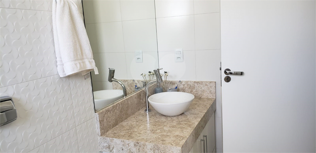 Casa em condomínio com  246m² - 4 quartos - Sorocaba/SP