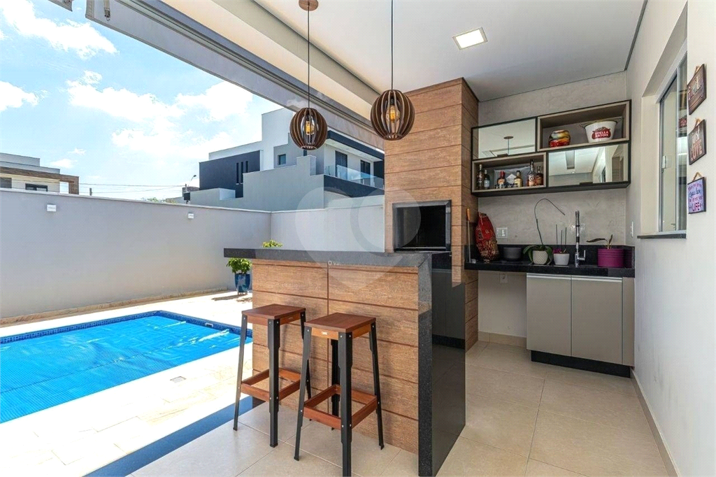 Casa em condomínio com  246m² - 4 quartos - Sorocaba/SP