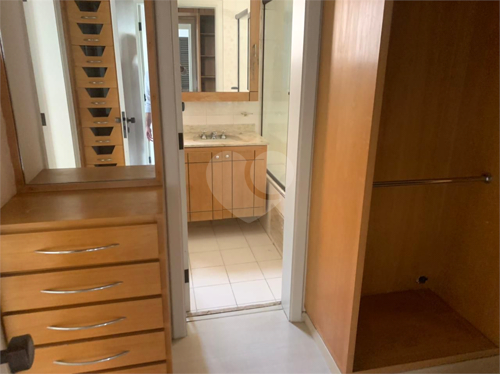 Apartamento, 4 quartos, 235 m² - Foto 9