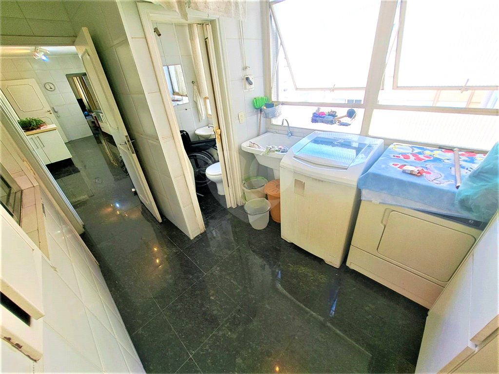 APARTAMENTO em HIGIENÓPOLIS