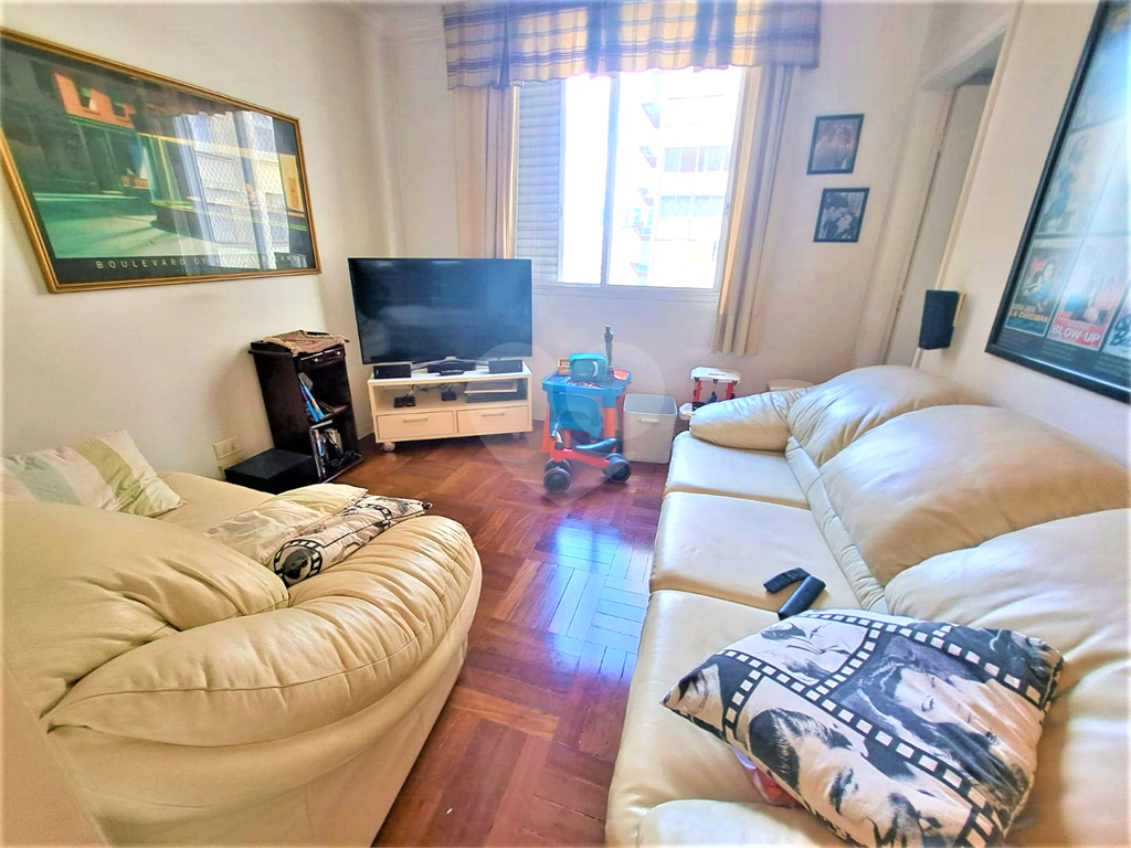 APARTAMENTO em HIGIENÓPOLIS