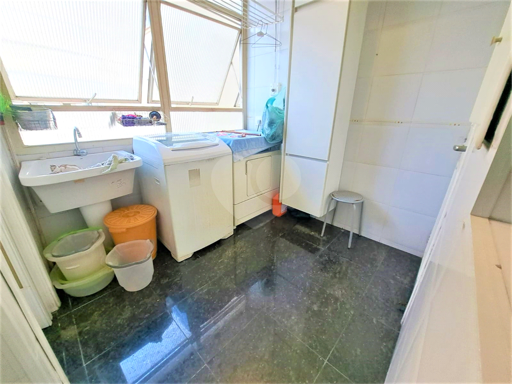 APARTAMENTO em HIGIENÓPOLIS
