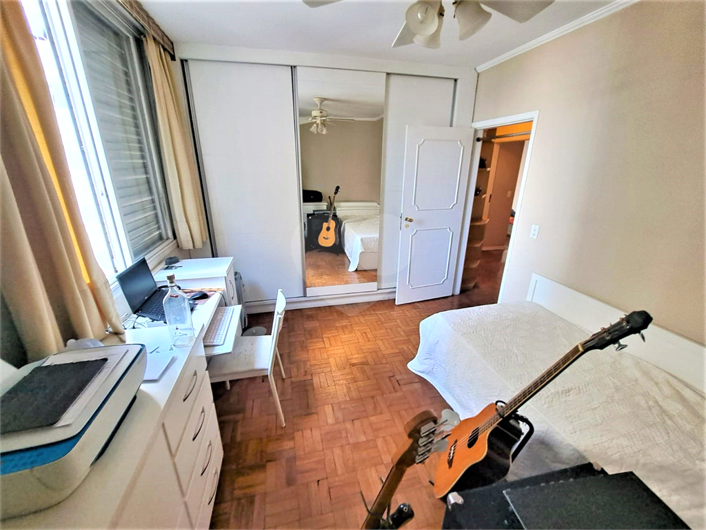 APARTAMENTO em HIGIENÓPOLIS