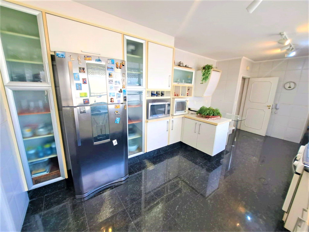 APARTAMENTO em HIGIENÓPOLIS