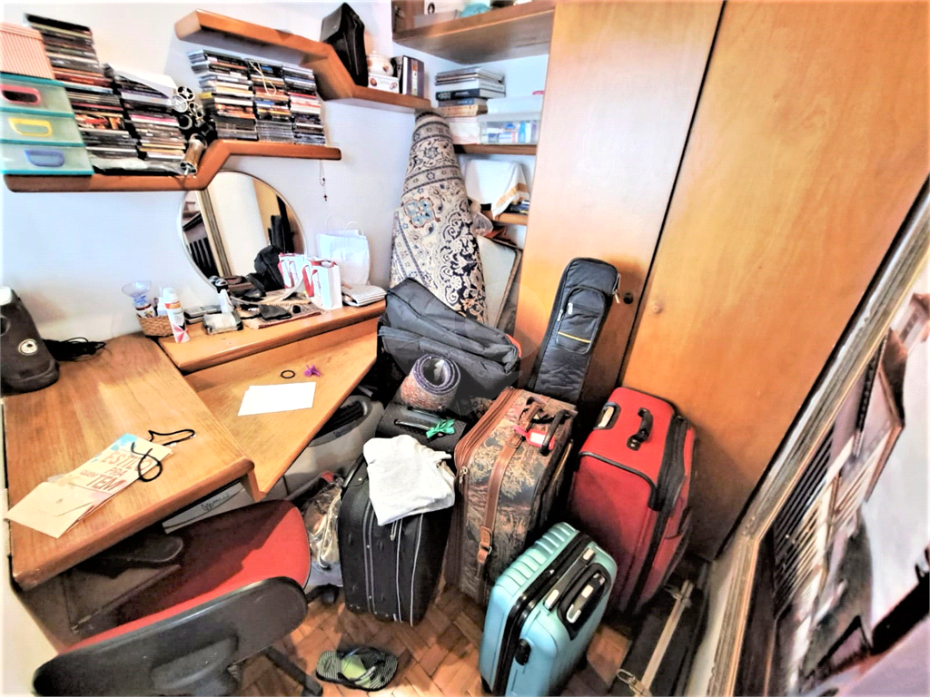 APARTAMENTO em HIGIENÓPOLIS