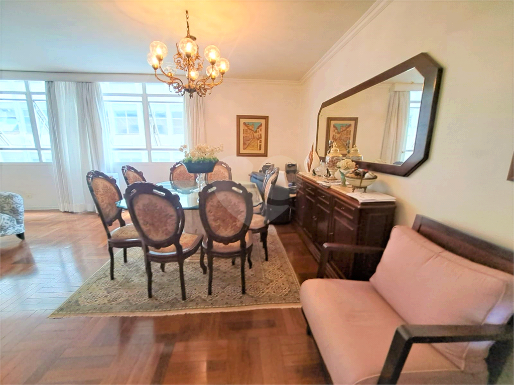 APARTAMENTO em HIGIENÓPOLIS
