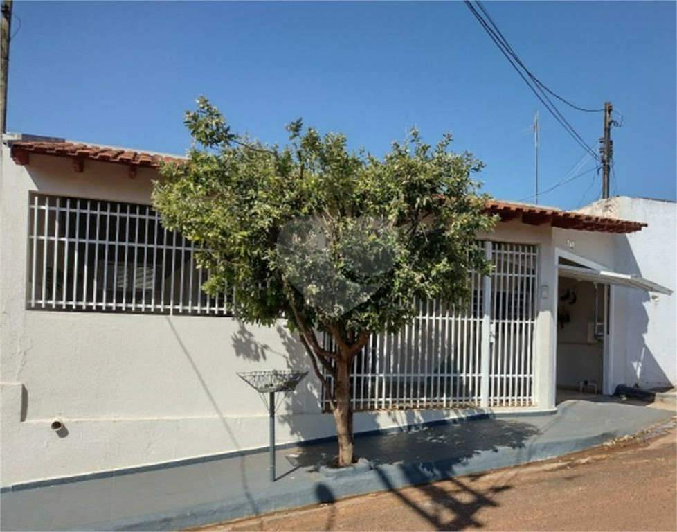 Casa à venda com 3 quartos, 90m² - Foto 5