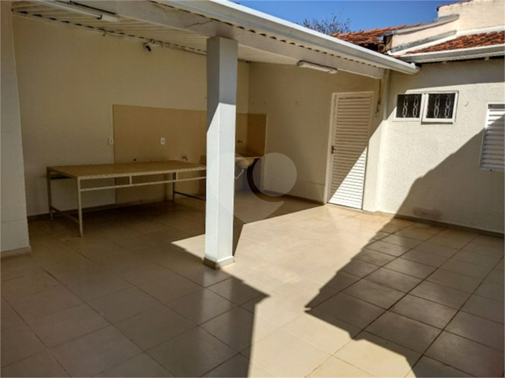 Casa à venda com 3 quartos, 90m² - Foto 2