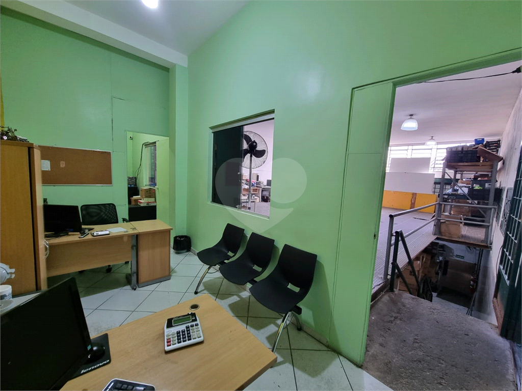 Excelente oportunidade! Galpão com quase 600 metros em uma ótima localização.