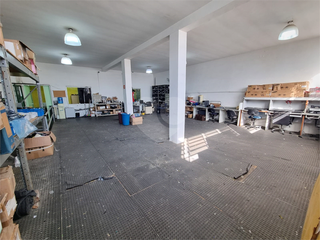 Excelente oportunidade! Galpão com quase 600 metros em uma ótima localização.