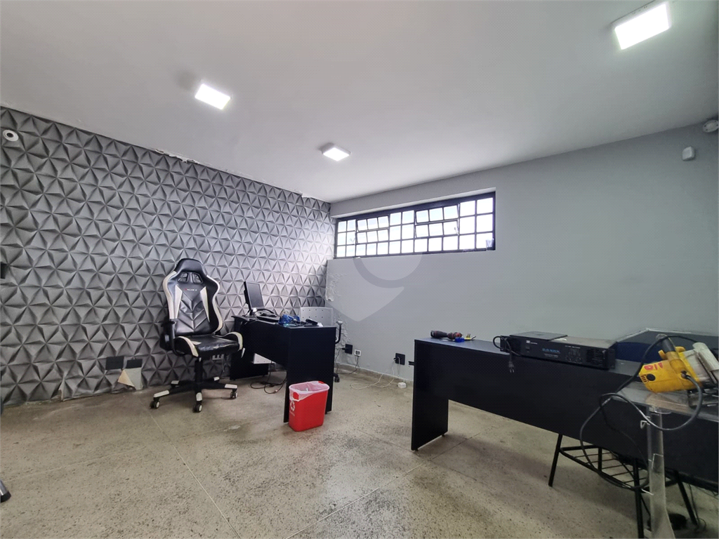 Excelente oportunidade! Galpão com quase 600 metros em uma ótima localização.