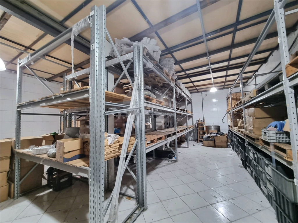 Excelente oportunidade! Galpão com quase 600 metros em uma ótima localização.