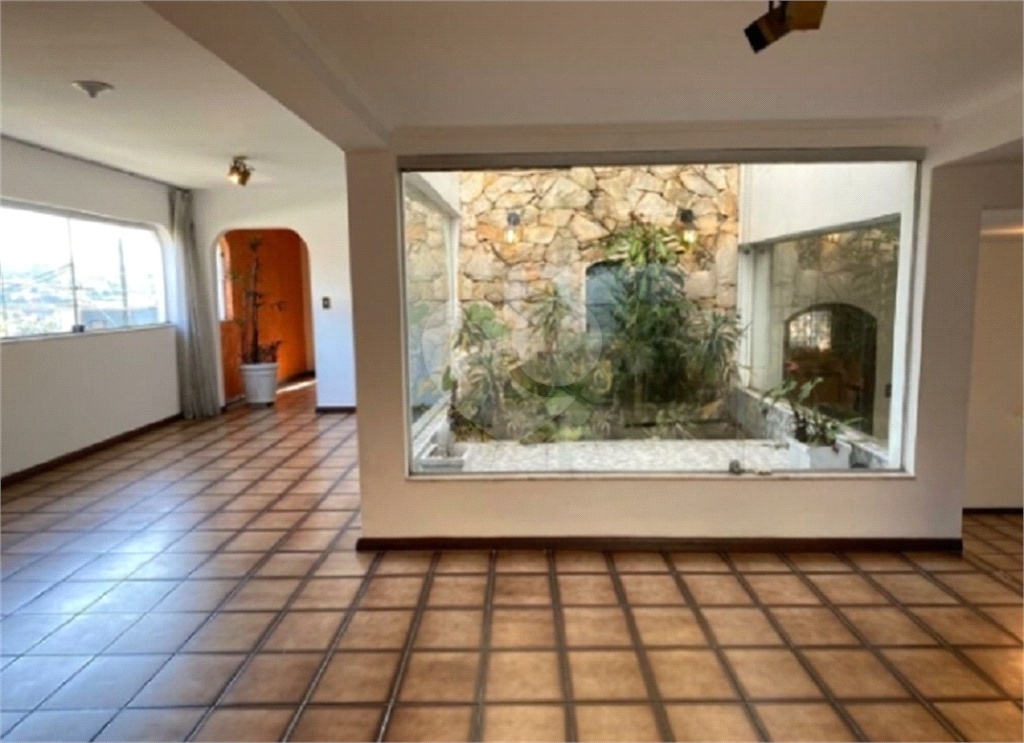 Sobrado, 4 quartos, 327 m² - Foto 1