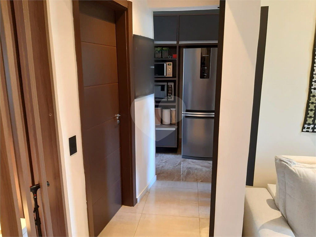 Apartamento à venda com 2 quartos, 47m² - Foto 11