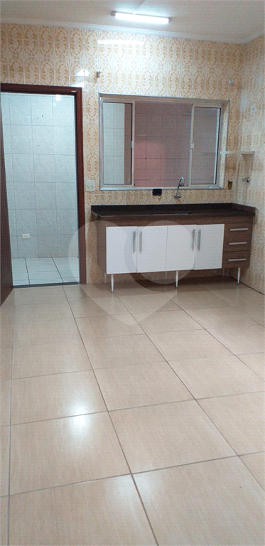 Sobrado pronto para morar