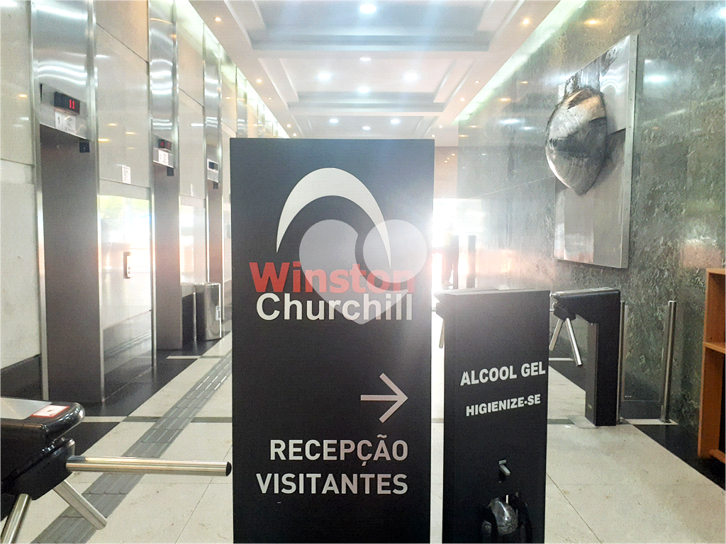 Conjunto comercial à venda 03 salas com 01 garagem  na  Av. Paulista - Edifício Winston Churchill