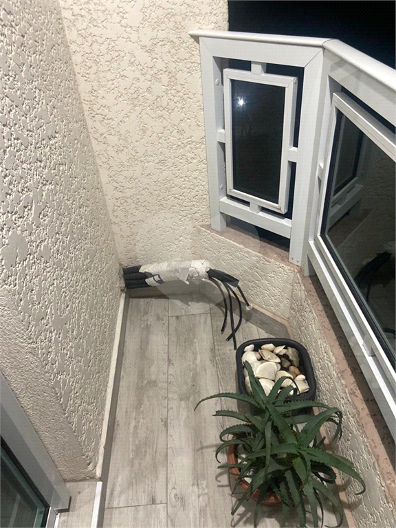 APARTAMENTO em VILA NOSSA SENHORA DAS VITÓRIAS
