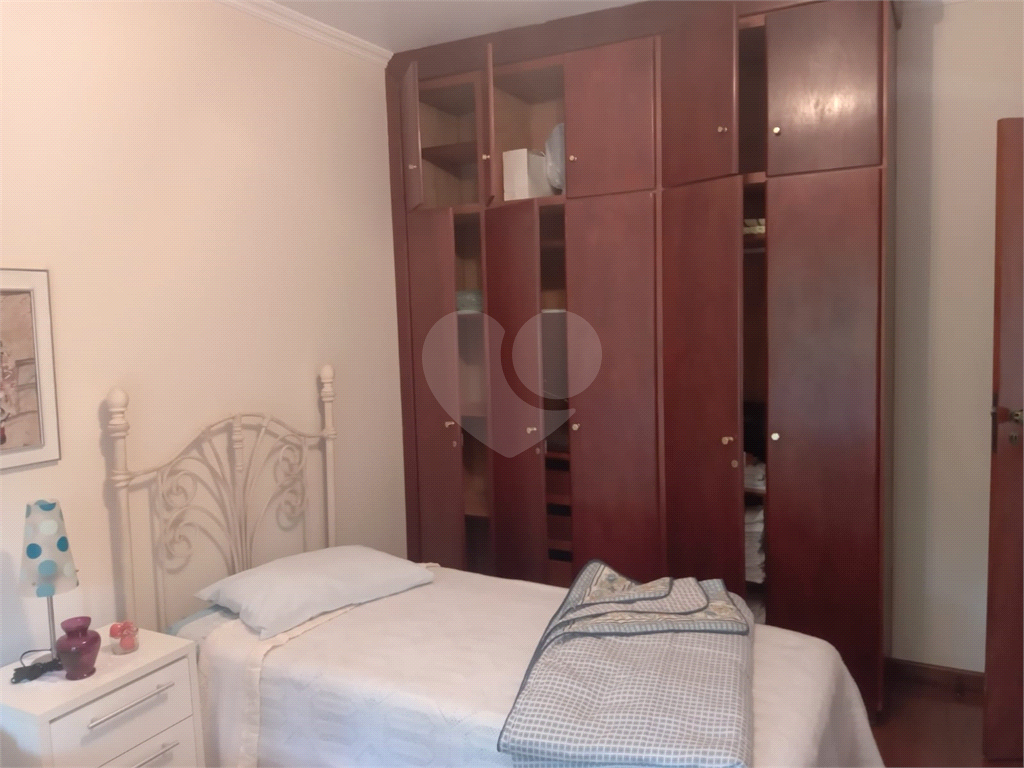 Casa à venda com 3 quartos, 360m² - Foto 13