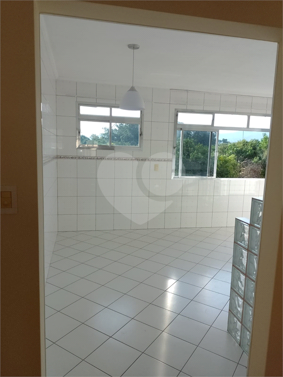 APARTAMENTO em TREMEMBÉ
