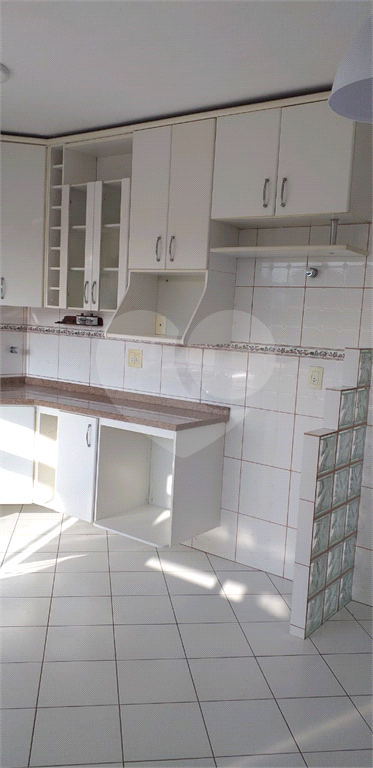 APARTAMENTO em TREMEMBÉ