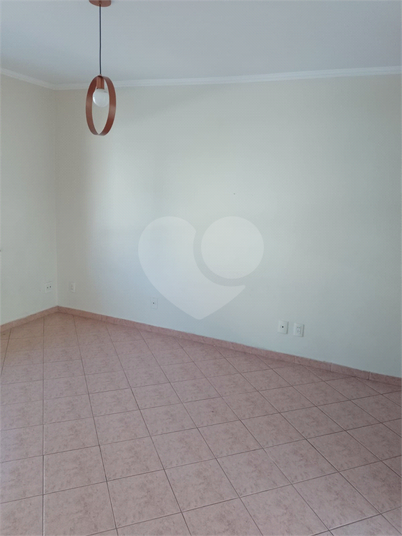 APARTAMENTO em TREMEMBÉ