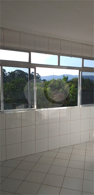 APARTAMENTO em TREMEMBÉ