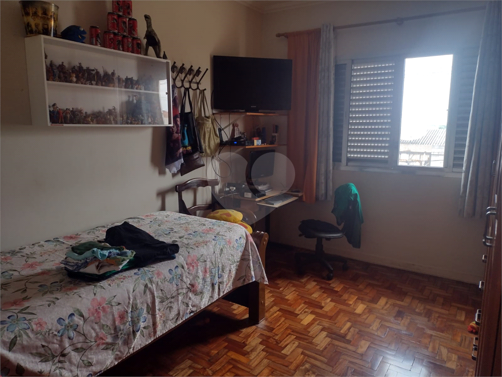 Sobrado à venda com 3 quartos, 200m² - Foto 24