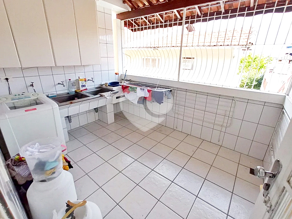 Casa à venda com 4 quartos, 280m² - Foto 17