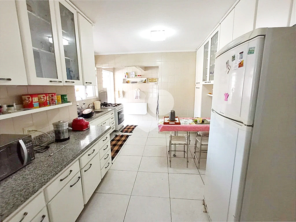 Casa à venda com 4 quartos, 280m² - Foto 15