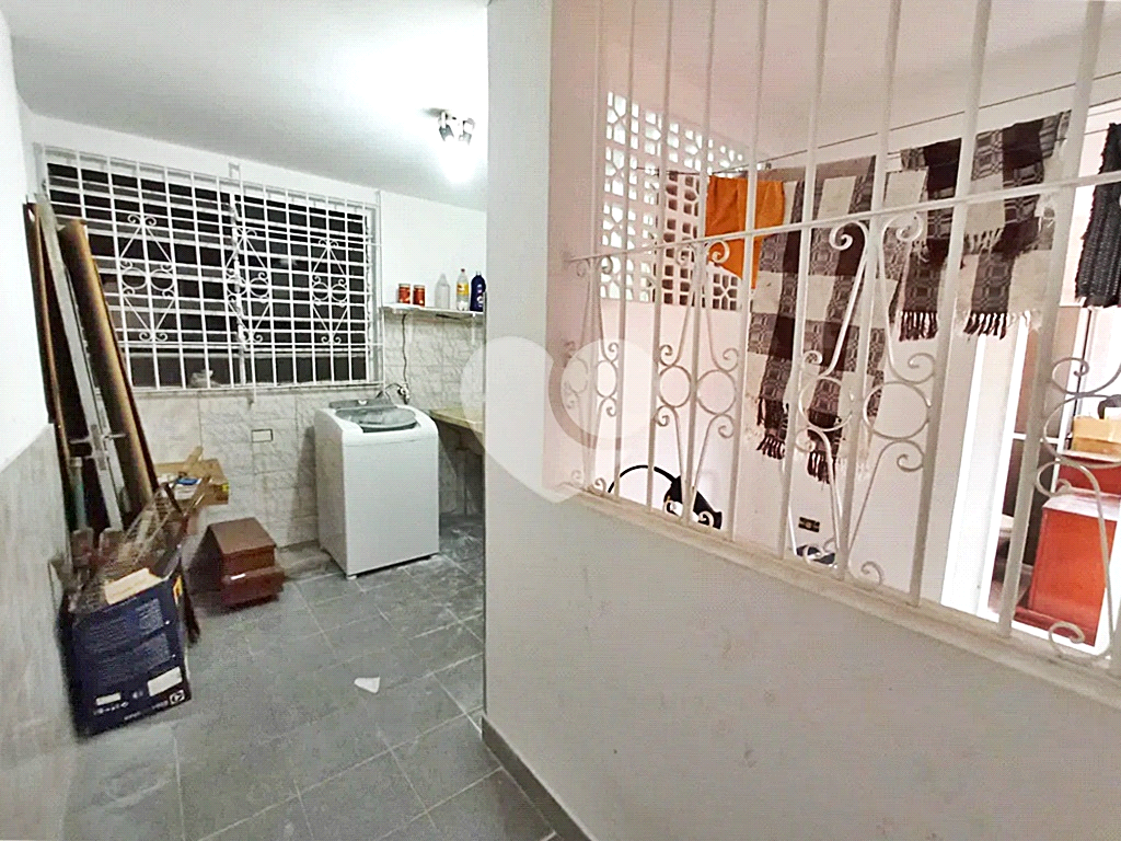 Casa à venda com 4 quartos, 280m² - Foto 22